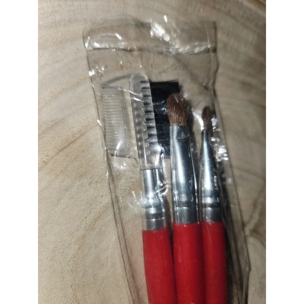 Lancome Red 3 Pc Set~Makeup Brush Face Powder & Eyeshadow NEW‎